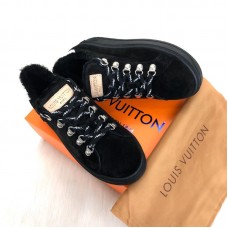 Louis Vuitton Time Out Sneaker 